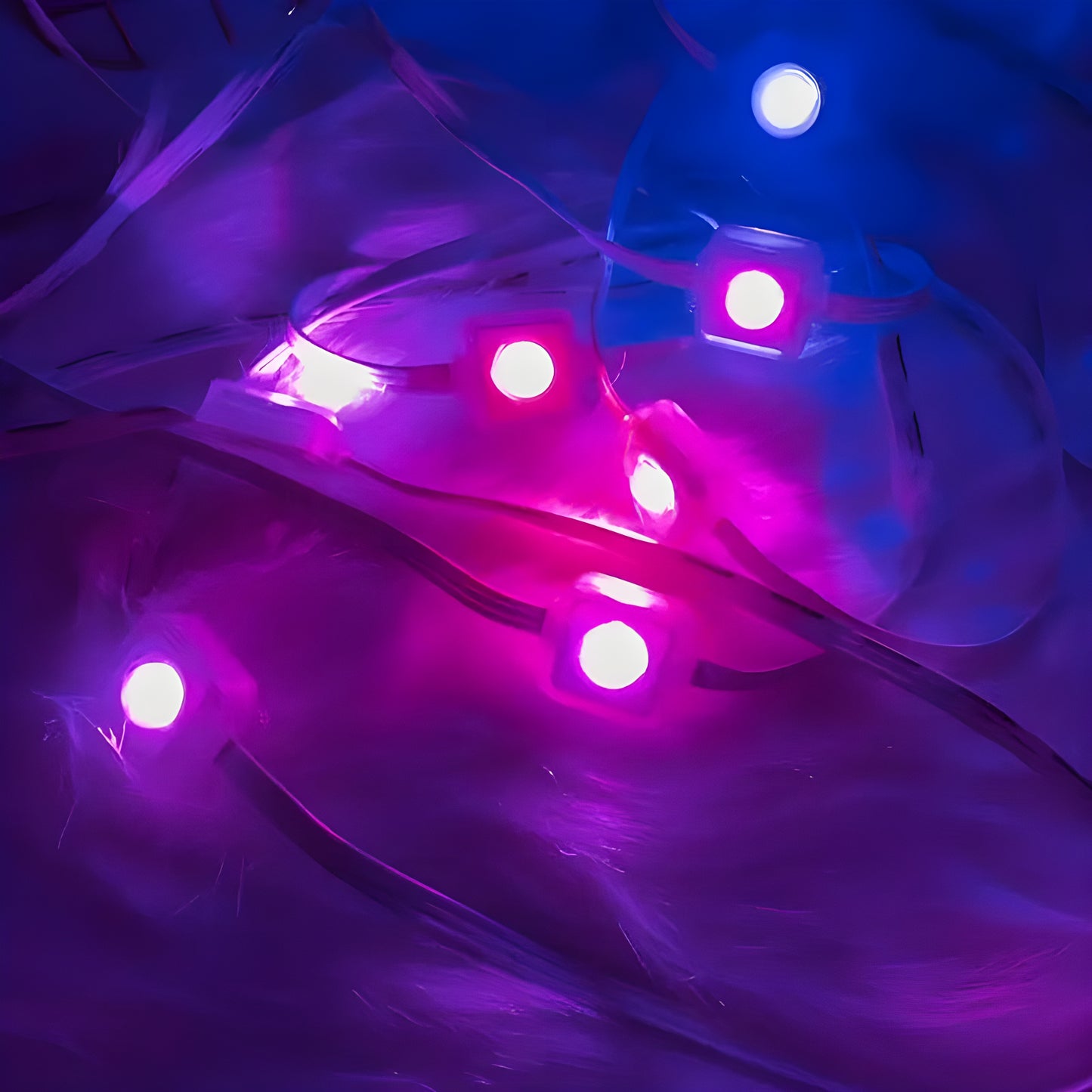 Noor Illumiaura™ - RGBIC LED Permanent Outdoor Lighting